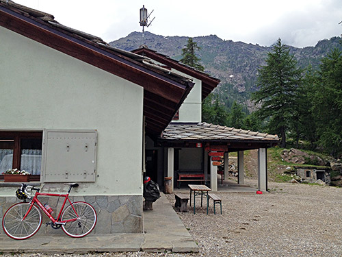 Rifugio Barbara Lowrie