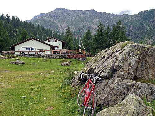 Rifugio Barbara Lowrie