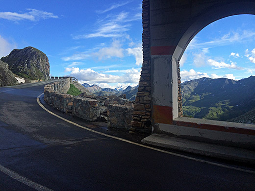 Col du Grand St-Bernard/Colle del Gran San Bernardo